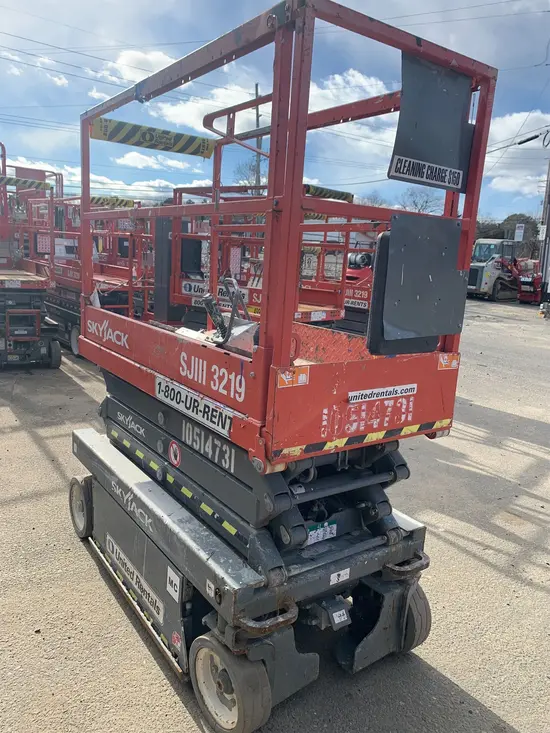 2016 Skyjack SJIII3219 Scissor Lift