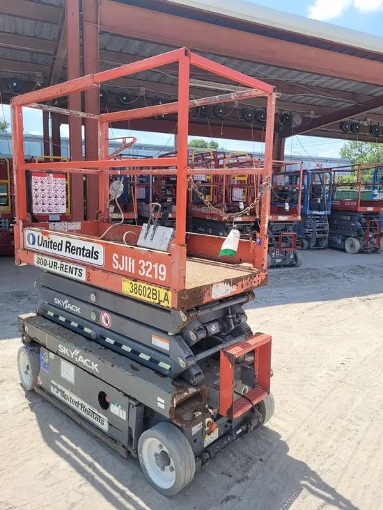2016 Skyjack SJIII3219 Scissor Lift
