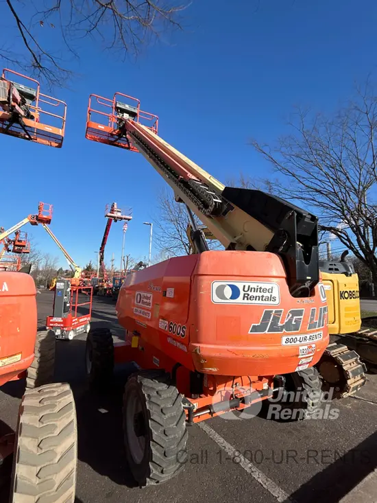 2016 JLG 600S Boom Lift