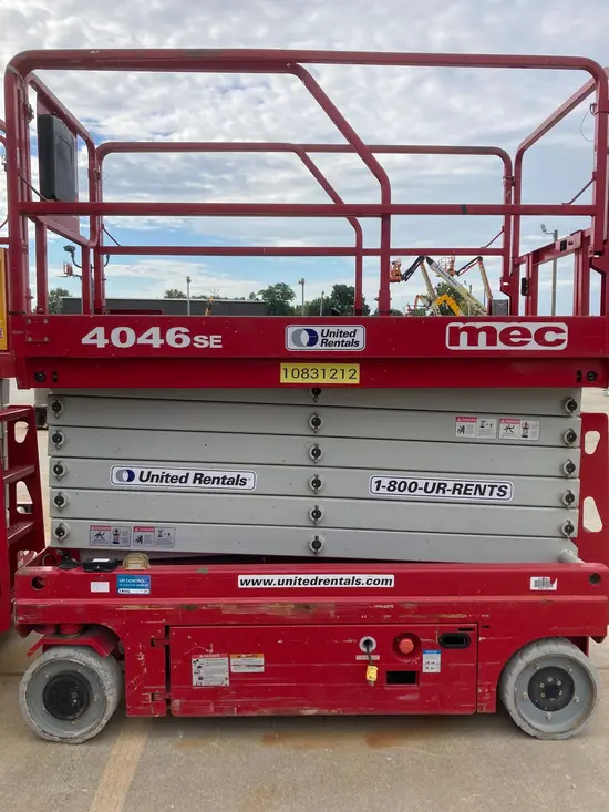 2018 MEC 4046SE Scissor Lift