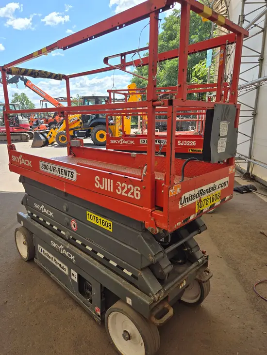 2018 Skyjack SJIII3226 Scissor Lift