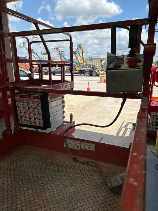 2017 Skyjack SJIII4632 Scissor Lift
