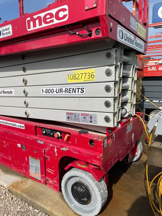 2018 MEC 4046SE Scissor Lift