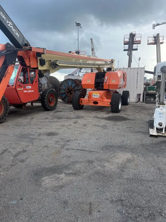 2018 JLG 860SJ Boom Lift