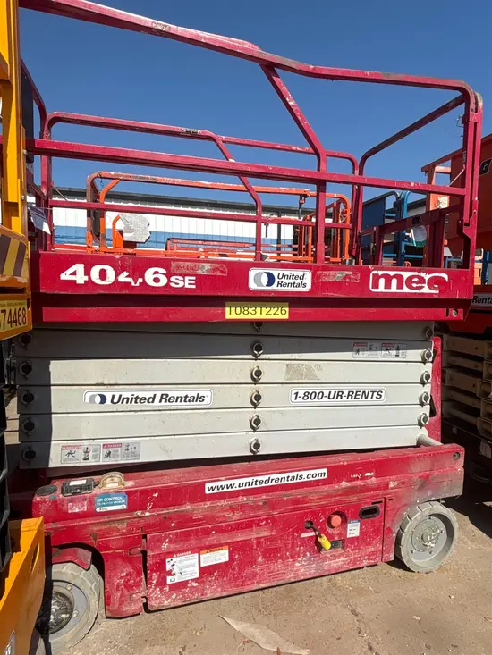 2018 MEC 4046SE Scissor Lift