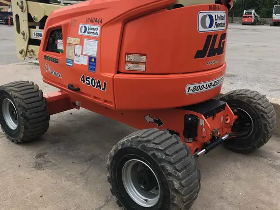 2015 JLG 450AJ Articulating Boom Lift