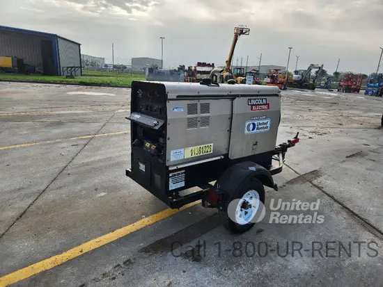 2022 Lincoln Electric LE500X Welder