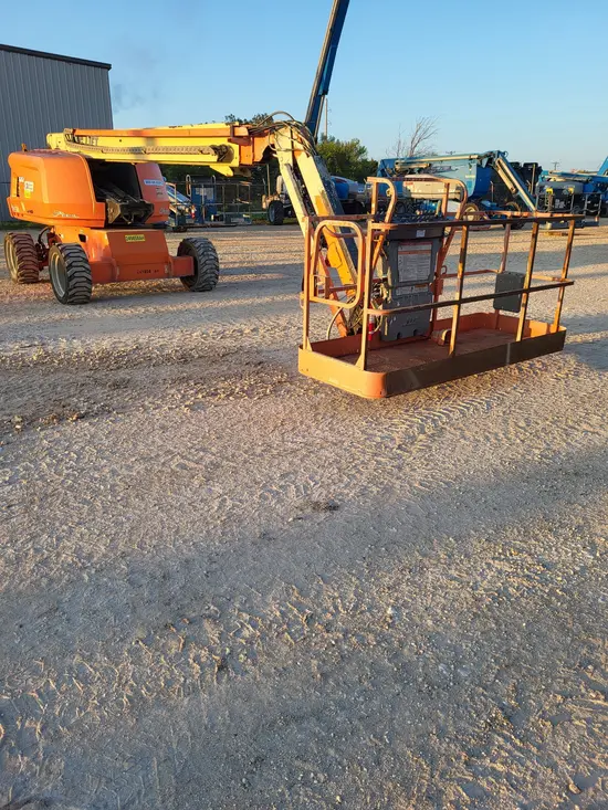 2020 JLG 660SJ Boom Lift