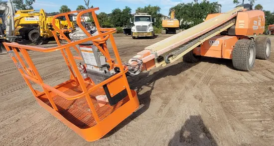 2017 JLG 600S Boom Lift