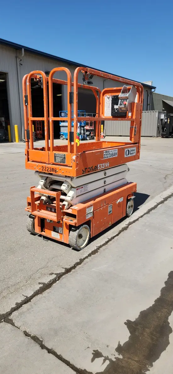 2019 Snorkel S3219E Scissor Lift