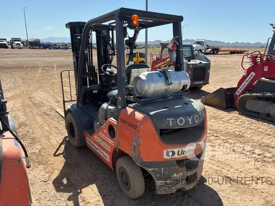 2019 Toyota 8FGU25 Warehouse Forklift