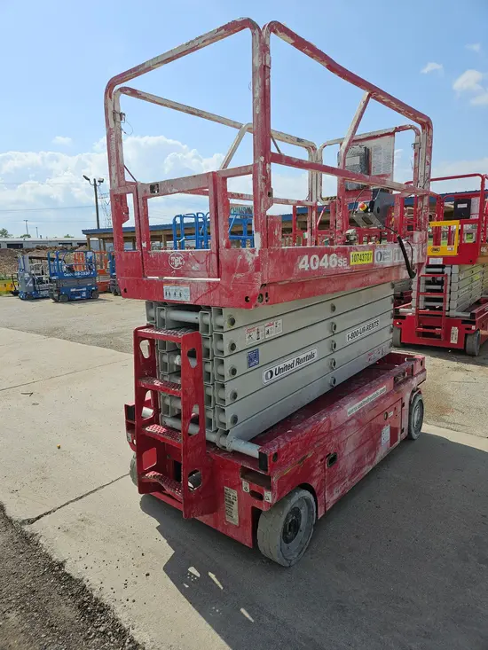 2018 MEC 4046SE Scissor Lift