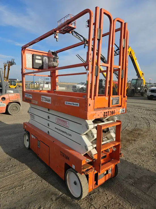 2019 Snorkel S3226E Scissor Lift