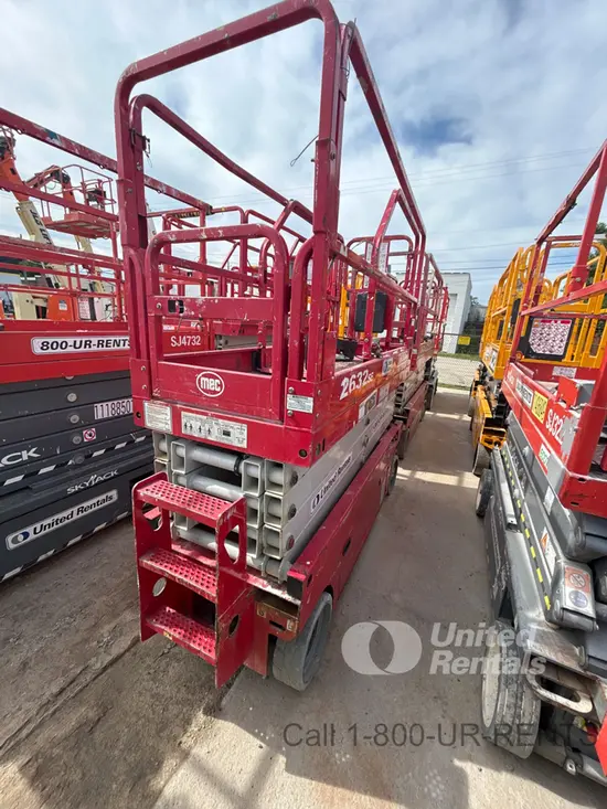 2018 MEC 2632SE Scissor Lift