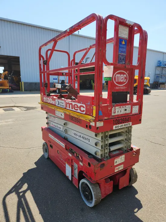2018 MEC 1930SE Scissor Lift