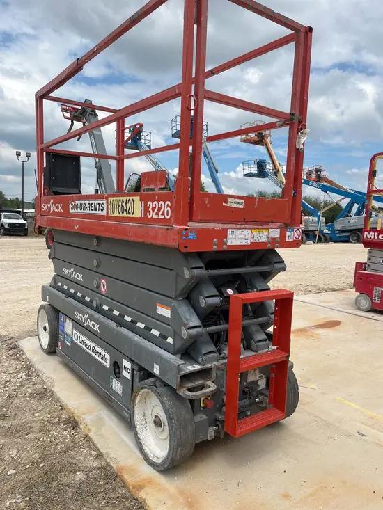 2018 Skyjack SJIII3226 Scissor Lift