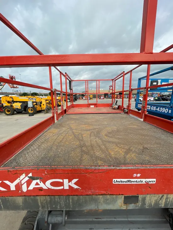 2018 Skyjack SJ8841RT Rough Terrain Scissor Lift