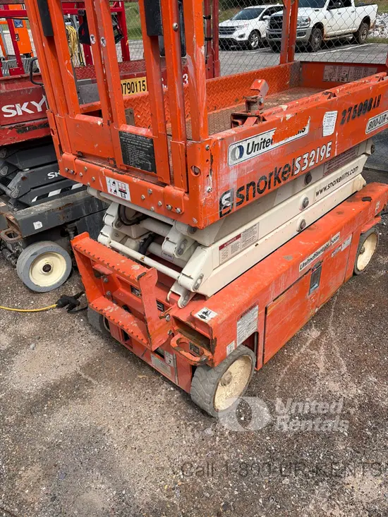 2021 Snorkel S3219E Scissor Lift