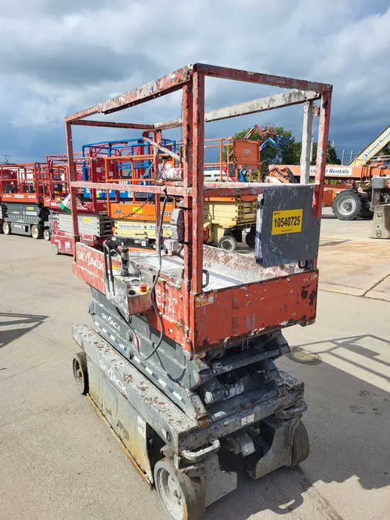 2016 Skyjack SJIII3219 Scissor Lift