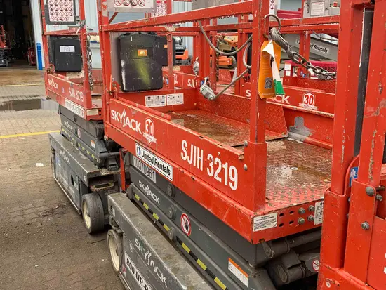 2015 Skyjack SJIII3219 Scissor Lift
