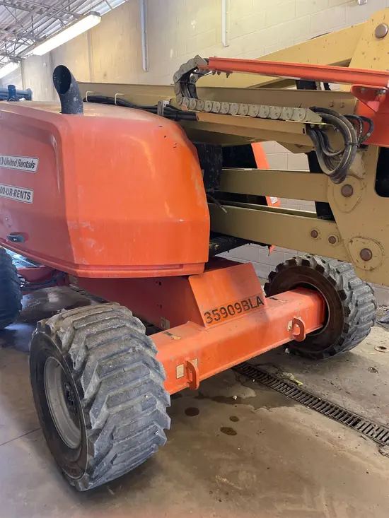 2016 JLG 450AJ Articulating Boom Lift