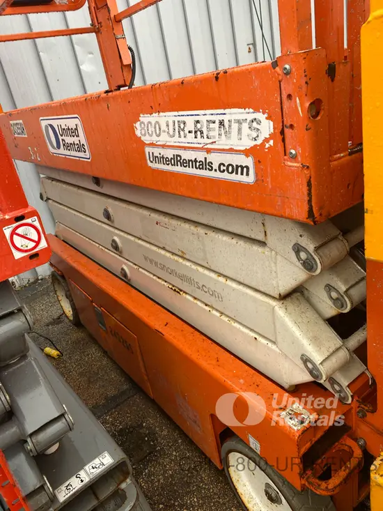 2020 Snorkel S3226E Scissor Lift