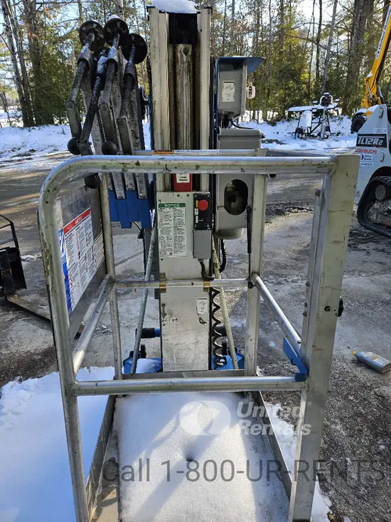 2020 Genie AWP-25SDC Pusharound Lift