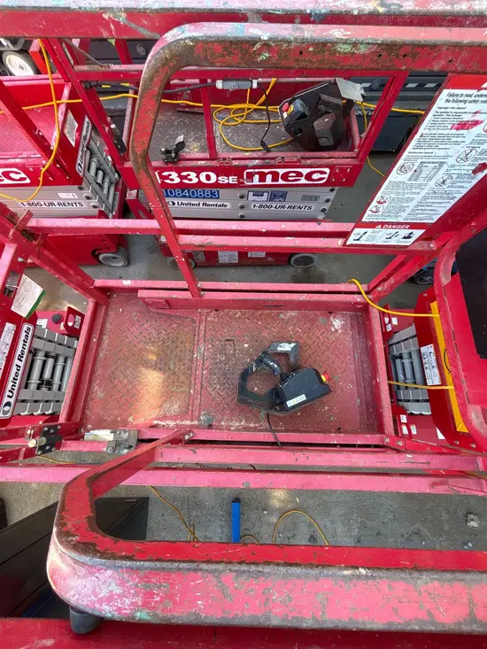 2019 MEC 1330SE Scissor Lift
