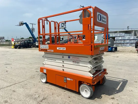 2018 Snorkel S4732E Scissor Lift