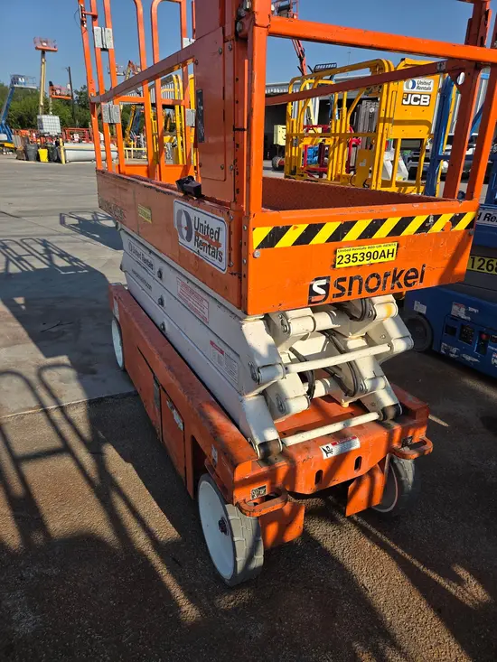 2019 Snorkel S3226E Scissor Lift