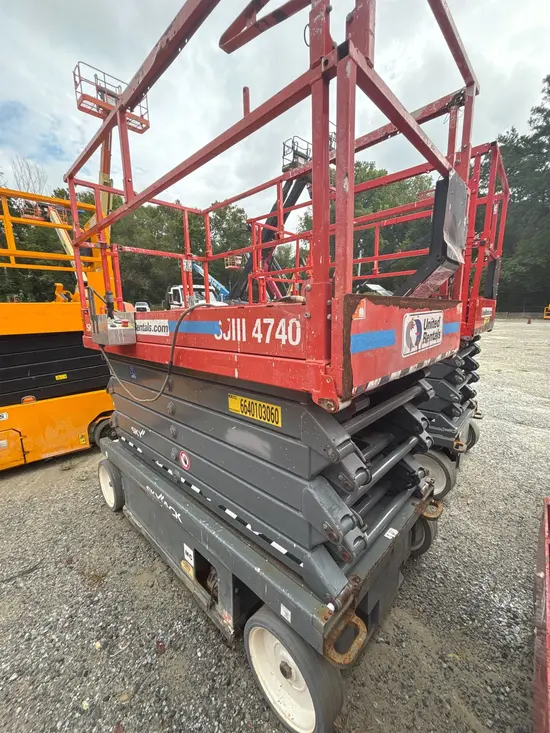 2018 Skyjack SJIII4740 Scissor Lift