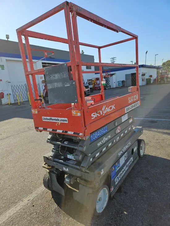 2018 Skyjack SJIII3219 Scissor Lift