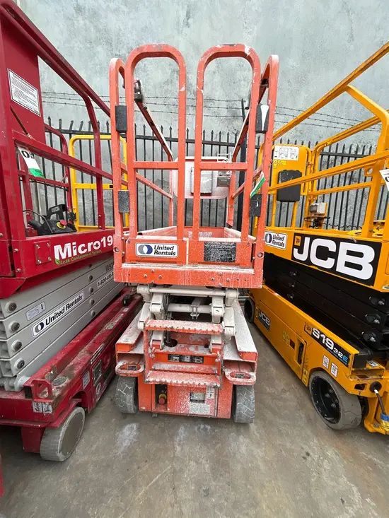 2018 Snorkel S3219E Scissor Lift