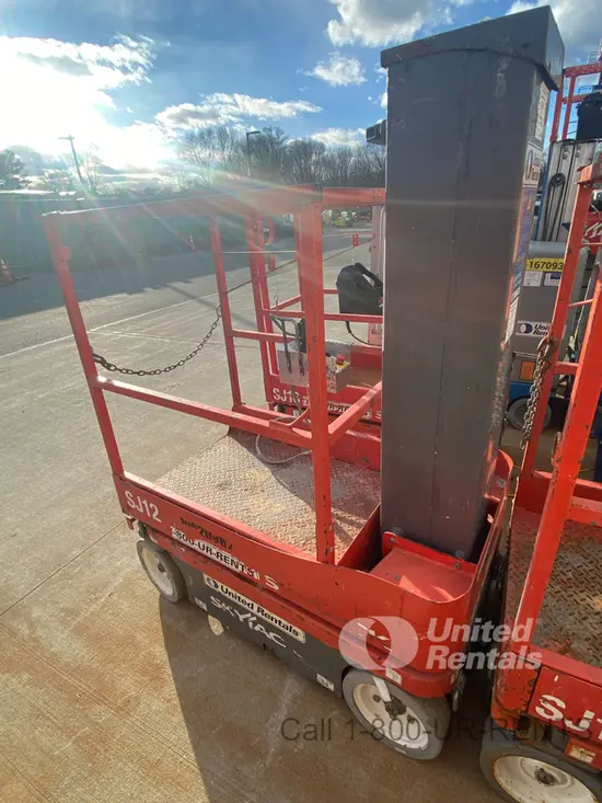 2017 Skyjack SJ12 Self-Propelled One-Person Lift