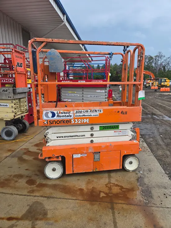 2021 Snorkel S3219E Scissor Lift