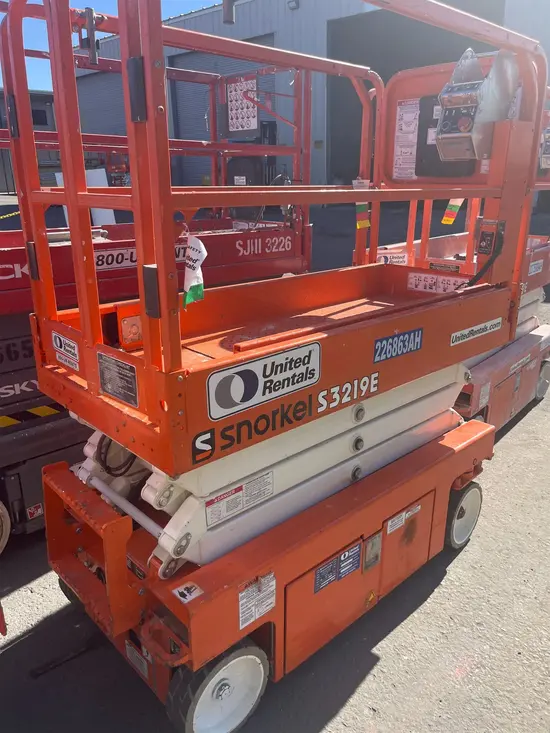 2019 Snorkel S3219E Scissor Lift