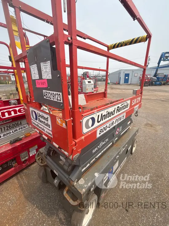 2017 Skyjack SJIII3219 Scissor Lift