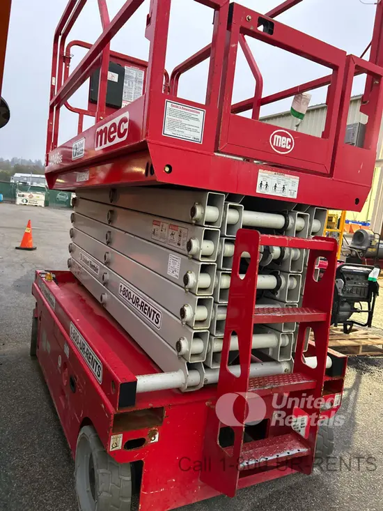 2017 MEC 4046SE Scissor Lift