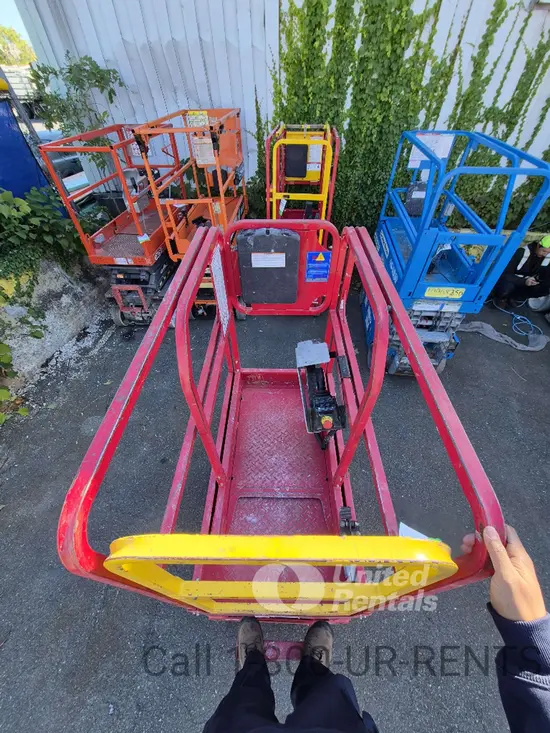 2021 MEC 1330SE Scissor Lift