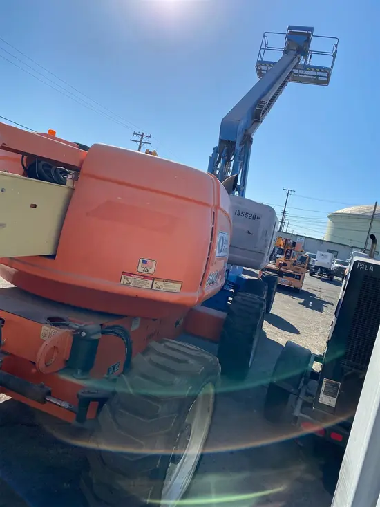 2016 JLG 600AJ Articulating Boom Lift