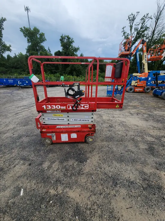 2019 MEC 1330SE Scissor Lift