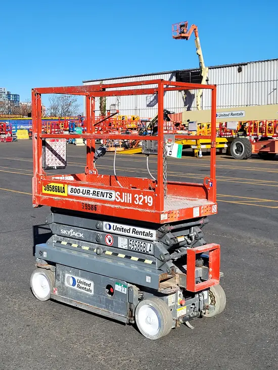 2018 Skyjack SJIII3219 Scissor Lift