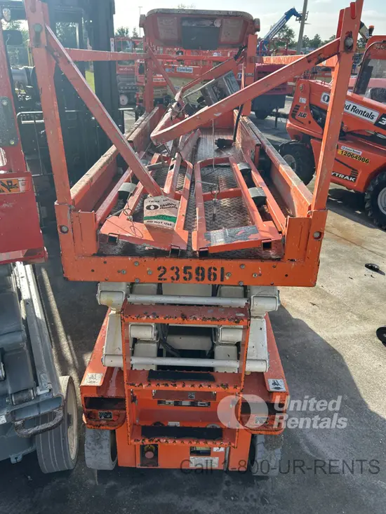 2019 Snorkel S3226E Scissor Lift