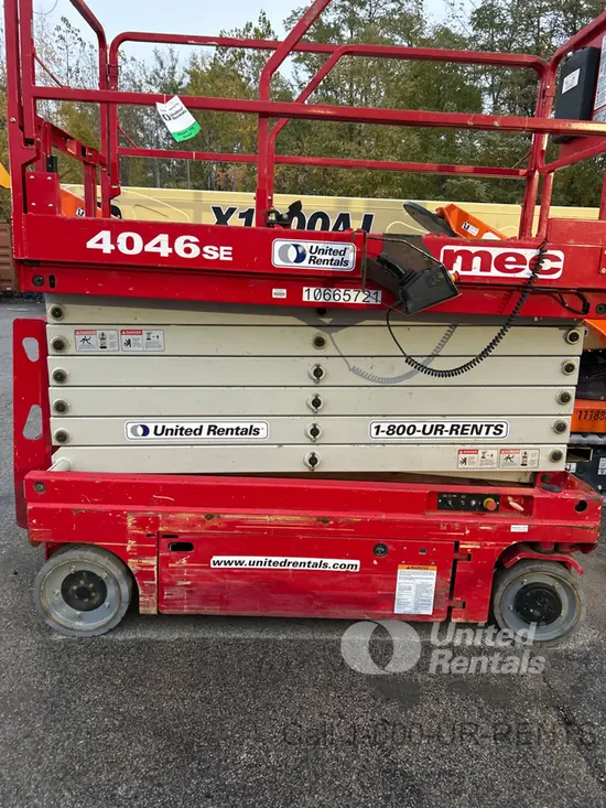 2017 MEC 4046SE Scissor Lift