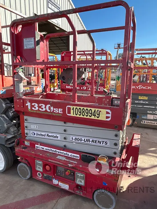2019 MEC 1330SE Scissor Lift