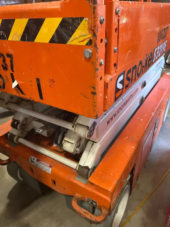 2017 Snorkel S3219E Scissor Lift