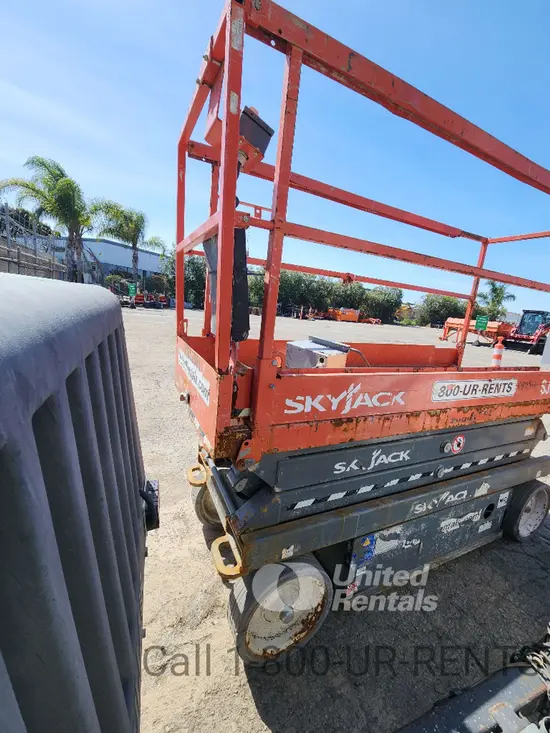 2018 Skyjack SJIII3220 Scissor Lift