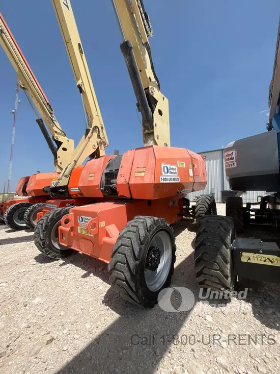 2018 JLG 800S Boom Lift