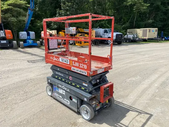 2017 Skyjack SJIII3219 Scissor Lift