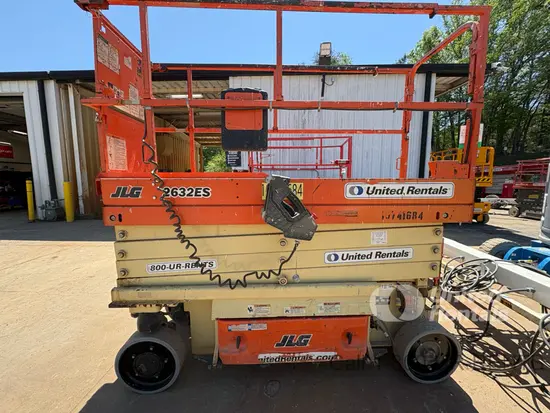 2018 JLG 2632ES Scissor Lift